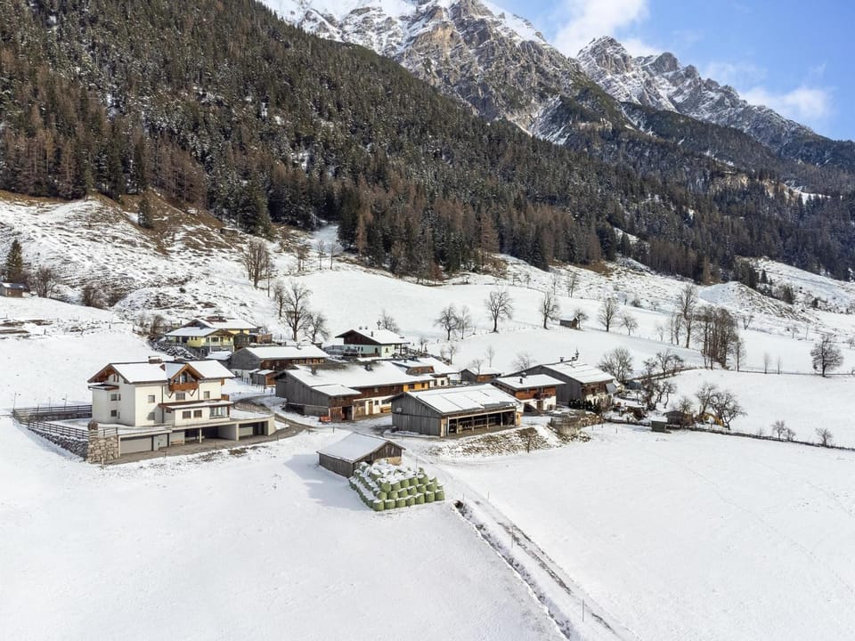 Property building, Winter