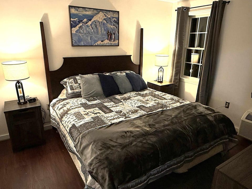 Mountain Getaway Suite Ski OnOff Jiminy Peak - Fully Redone Decor Apartment in Jiminy Peak Mountain