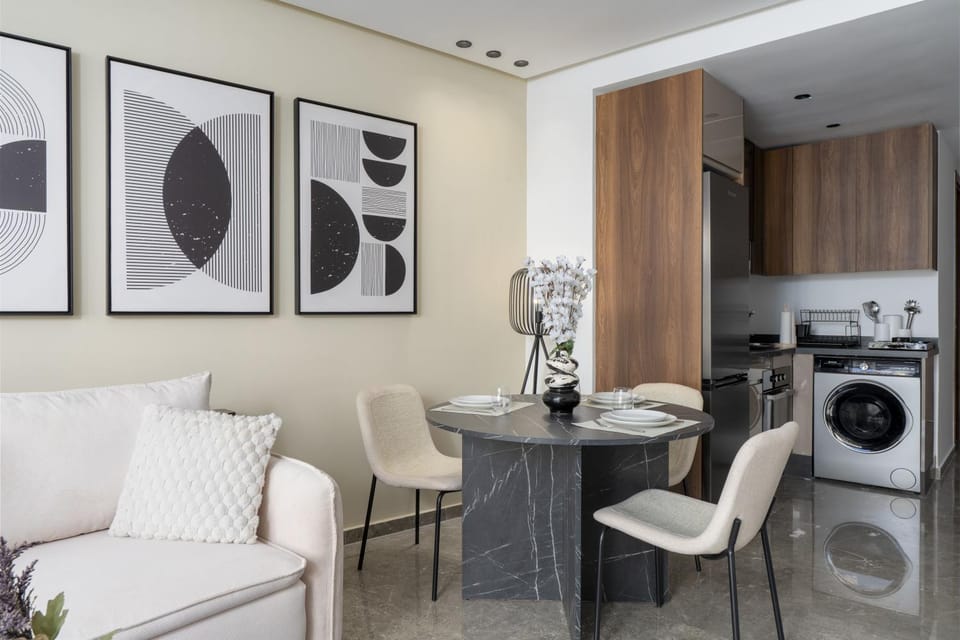 Bright Modern Studio, Gauthier Apartment in Casablanca