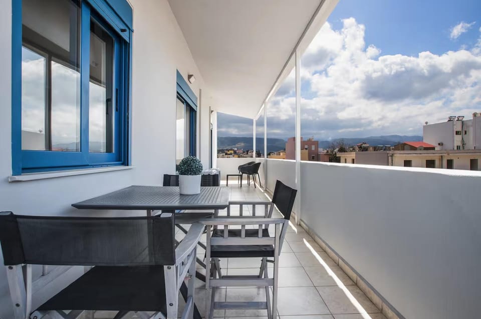 Day, View (from property/room), Balcony/Terrace, Seating area, Mountain view