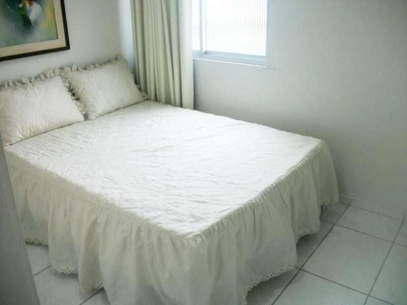 1 dormitório em prédio com lazer e piscina Apartment in Balneário Camboriú