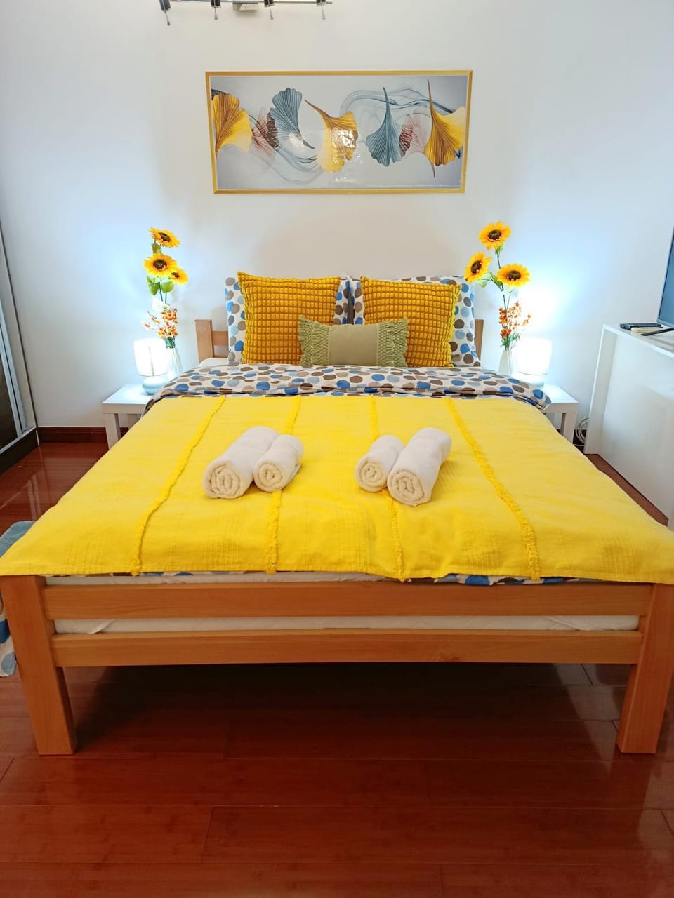 Urban Garden Apartments - Sunflower 2 Apartment in Belgrade