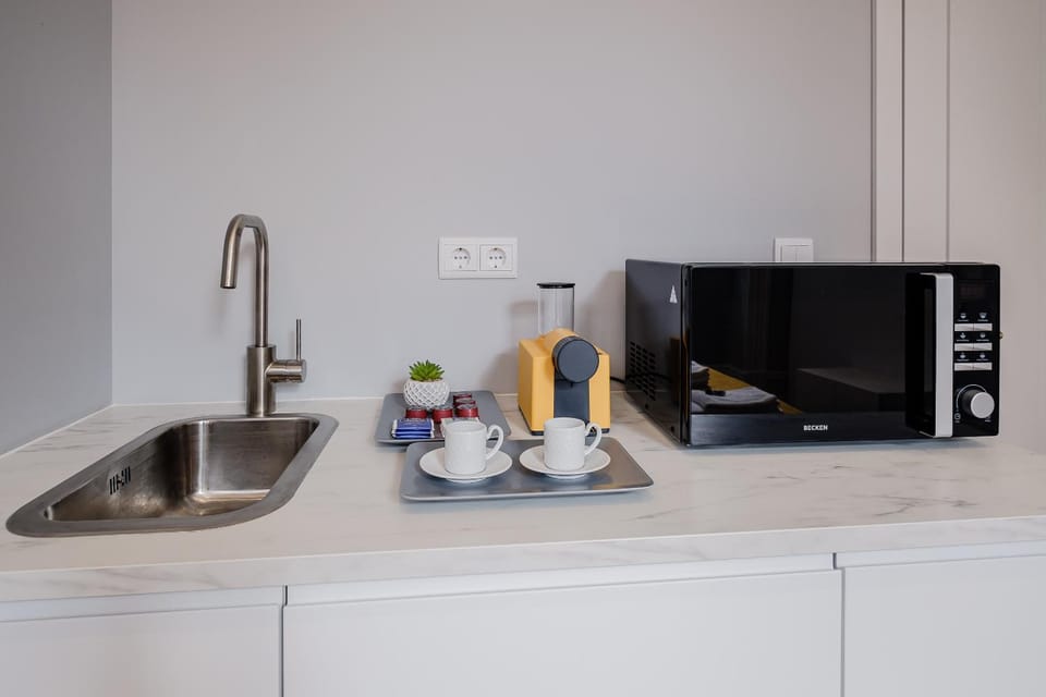 Plaza - Charming GuestHouse Bed and Breakfast in Porto