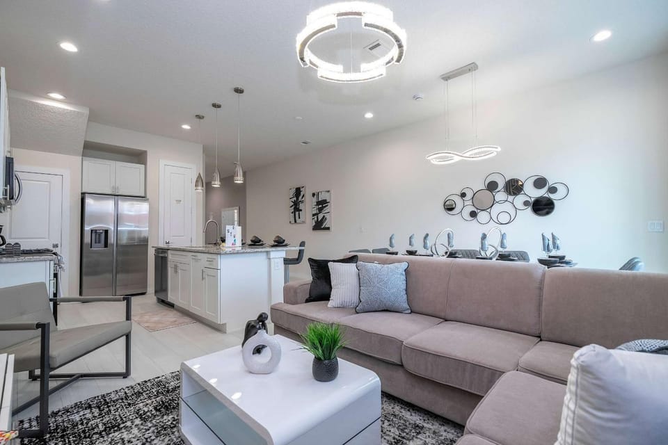 Communal lounge/ TV room, Living room