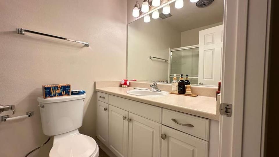 Cozy stay by Anatolian Apartment in Playa Del Rey