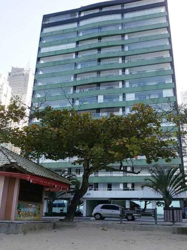 Av Atlantica Beira Mar Lateral com vista parcial Apartment in Balneário Camboriú