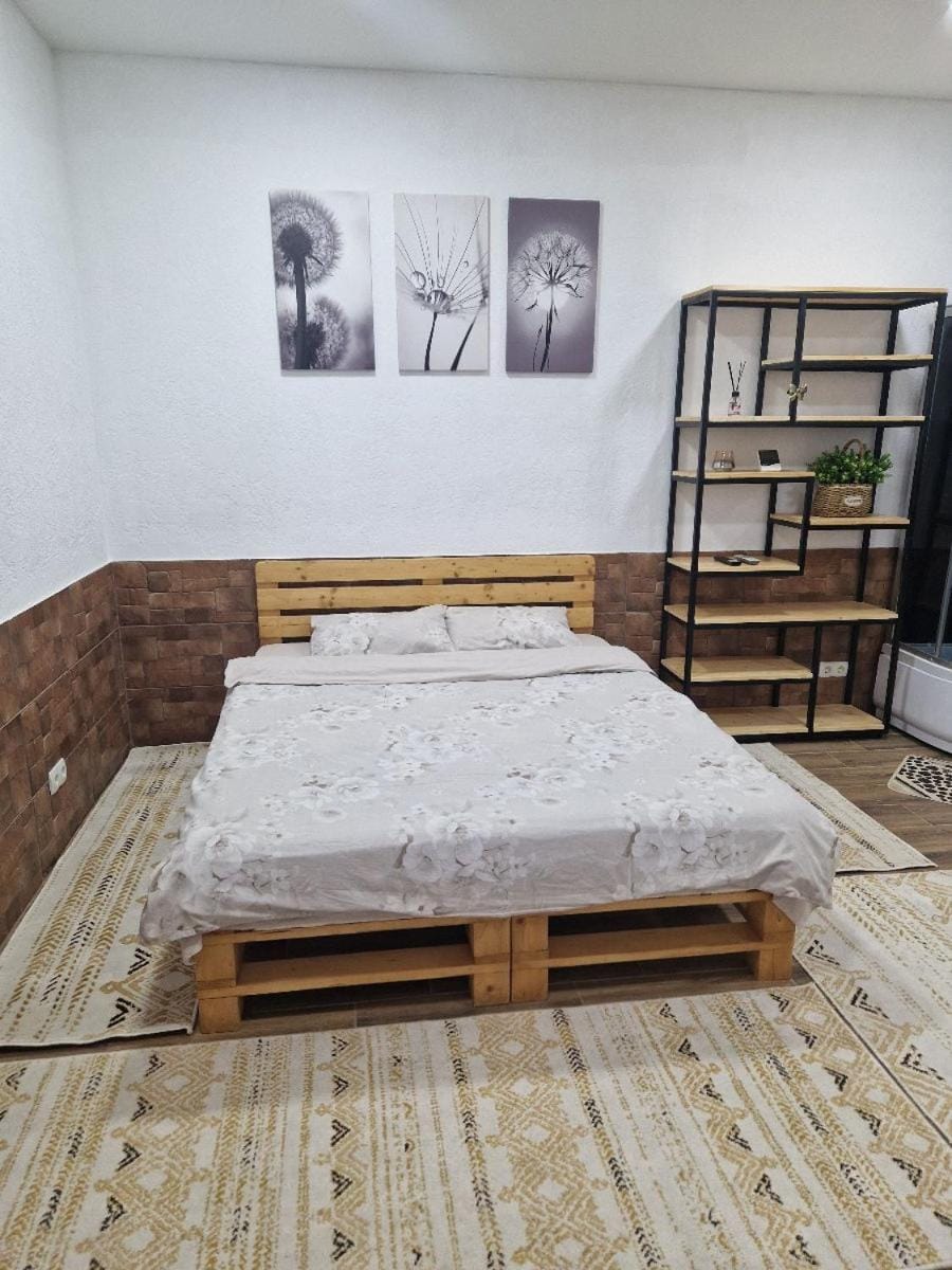 Nest & Rest Studio Apartment in Chișinău