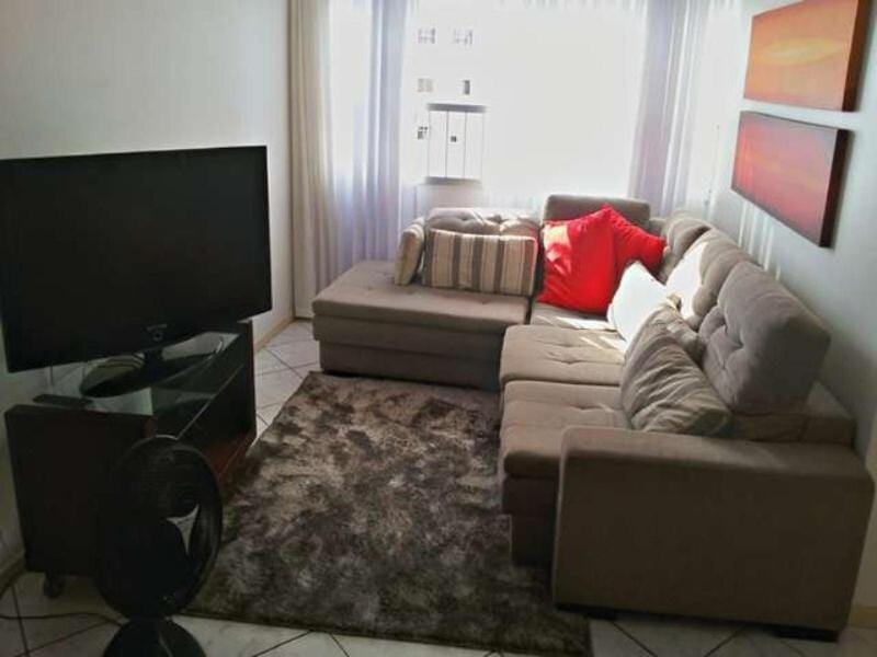 Grande apartamento na Av Atlantica Central Apartment in Camboriú