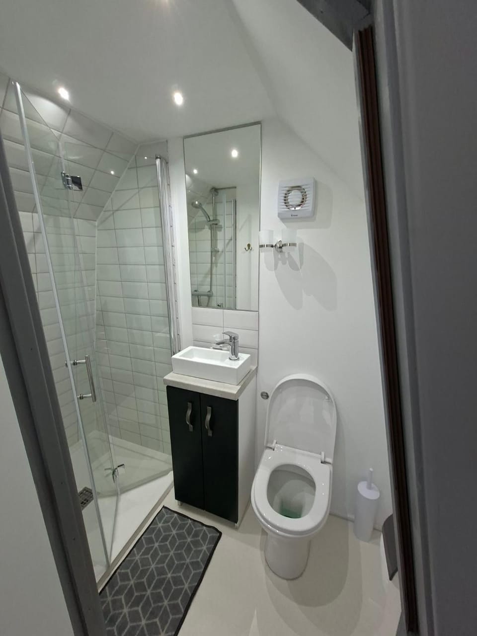 Shower, Toilet, Bathroom