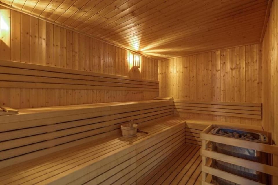 Sauna, Sauna, Spa and wellness centre/facilities