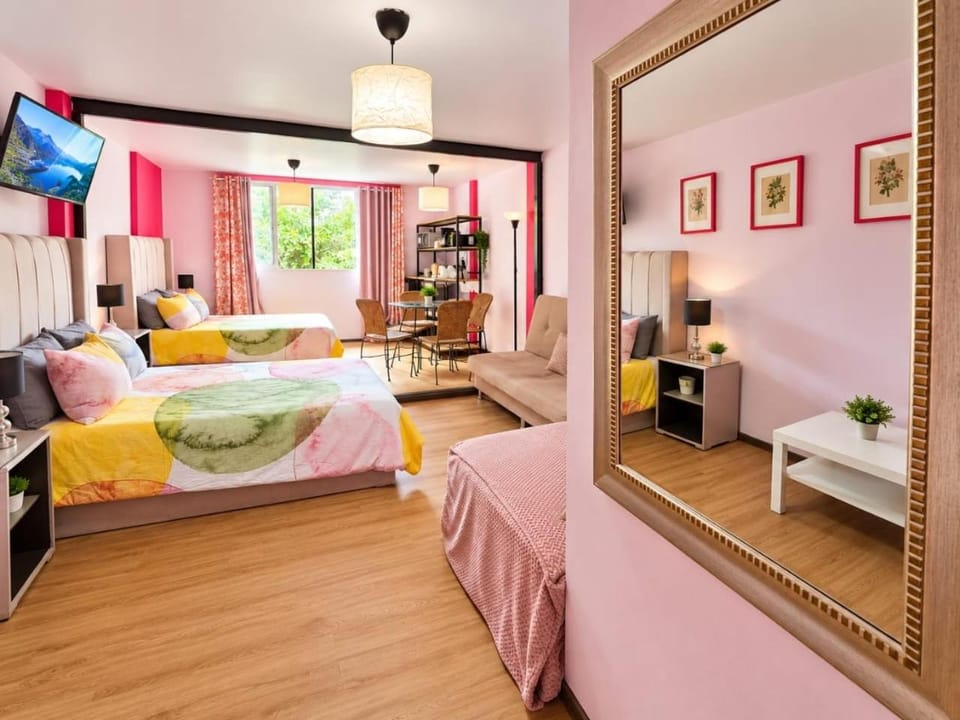 Bed, Photo of the whole room, Bedroom