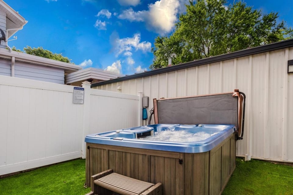 Hot Tub