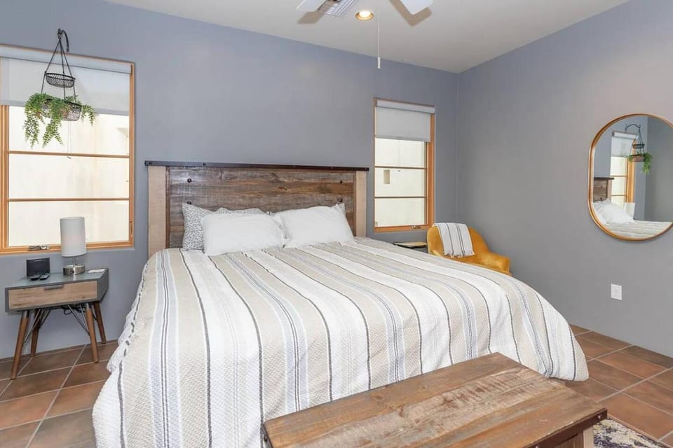 Mercado San Agustin, 2 BR 2.5 BA, Patio, Garage House in Tucson