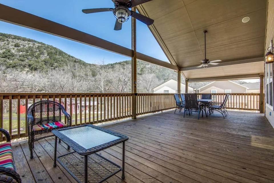 Natural landscape, View (from property/room), Balcony/Terrace, Mountain view