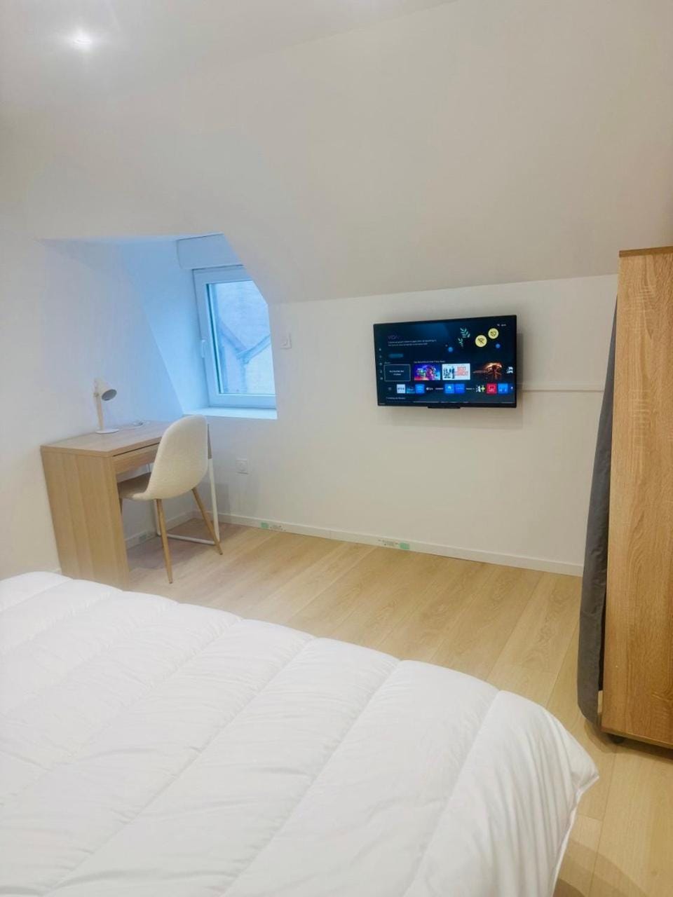 wihi-loges - Appartement type grand T2, calme, centre-ville de Nevers Apartment in Bourgogne-Franche-Comté
