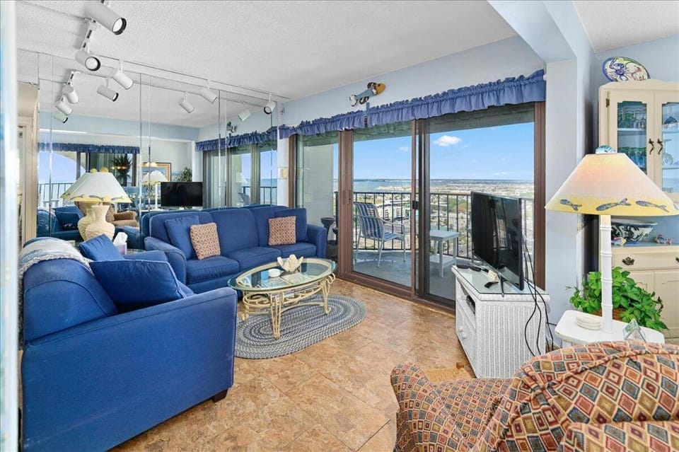 Breathtaking ocean views from this 2 Bedroom! House in Ocean City