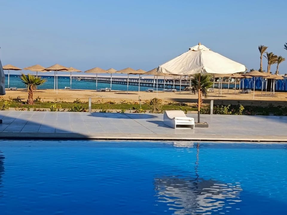 Scandic Resort Sea View balcony free wi fi Apartment hotel in Hurghada