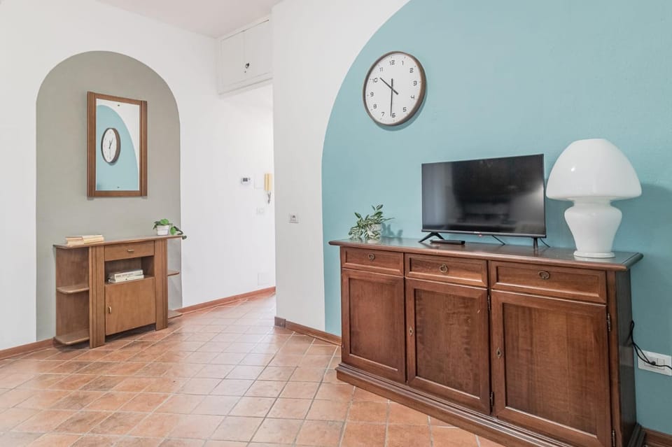 Communal lounge/ TV room, TV and multimedia, Evening entertainment