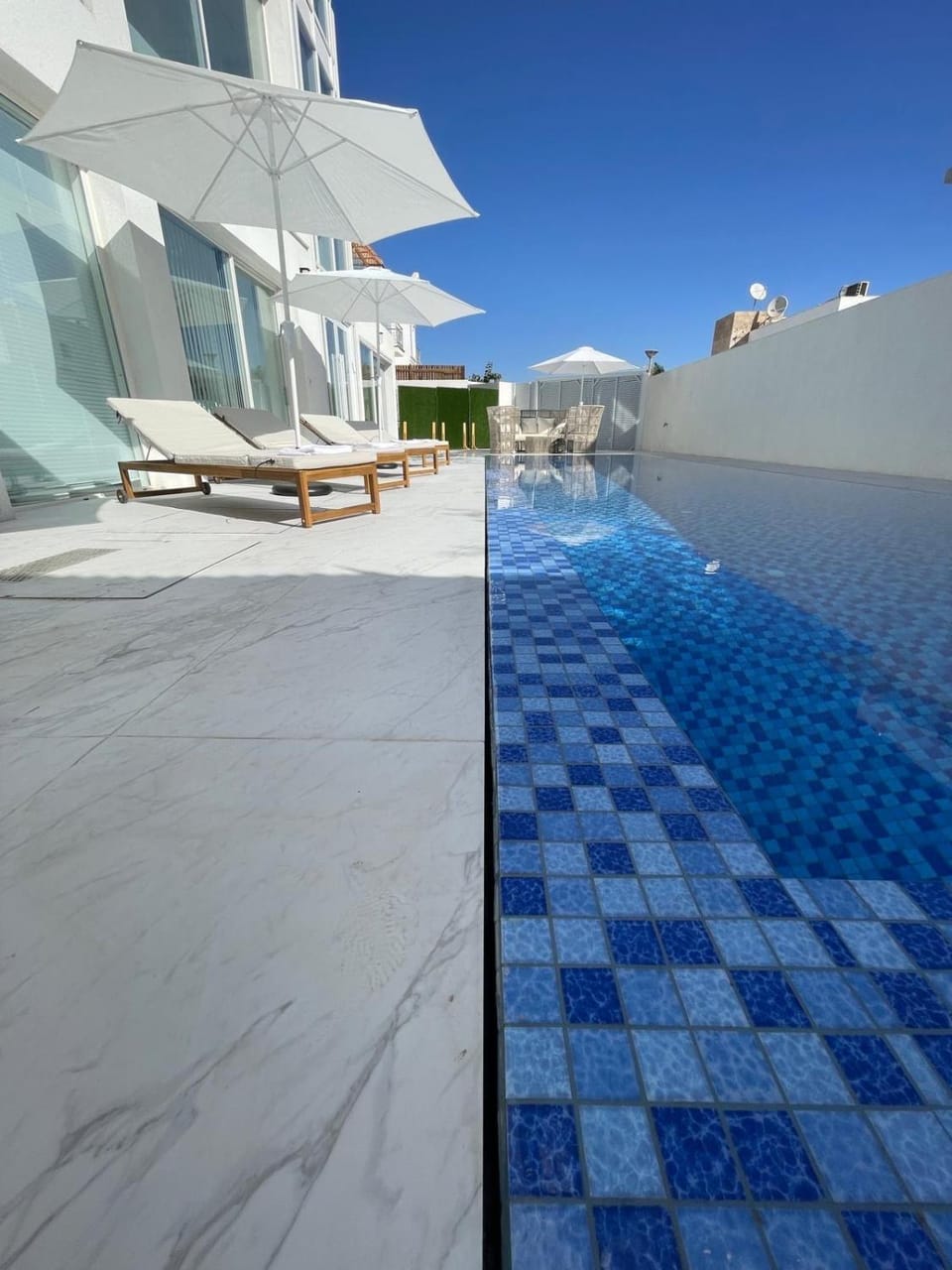 Vacation unit in villa with heated pool and sauna יחידת נופש בוילה עם בריכה מחוממת Nature lodge in Eilat