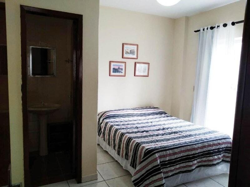 Grande apartamento central Quadra do mar Rua 1600 Apartment in Camboriú