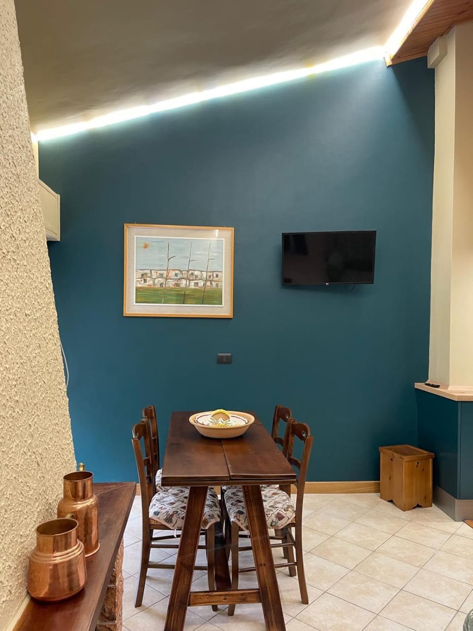 Communal lounge/ TV room, TV and multimedia, Dining area, Evening entertainment