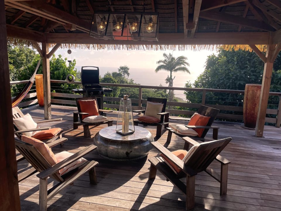 Patio, Day, Natural landscape, BBQ facilities, View (from property/room), Balcony/Terrace, Balcony/Terrace, Seating area