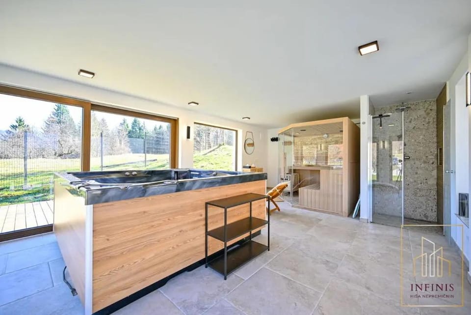 Hot Tub, Sauna, Spa and wellness centre/facilities