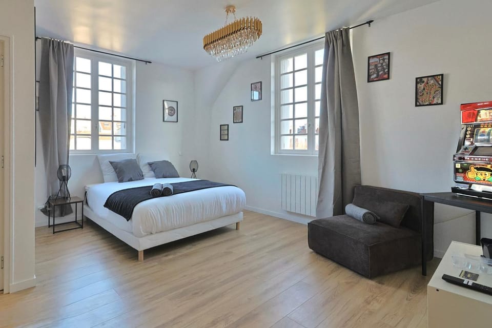 SC6 - Studio familial - Enghien gare - Lac & centre ville à pied Apartment in Île-de-France