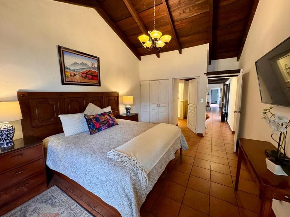 Casa Colonial en el centro de Antigua -Tanque la Union House in Antigua Guatemala