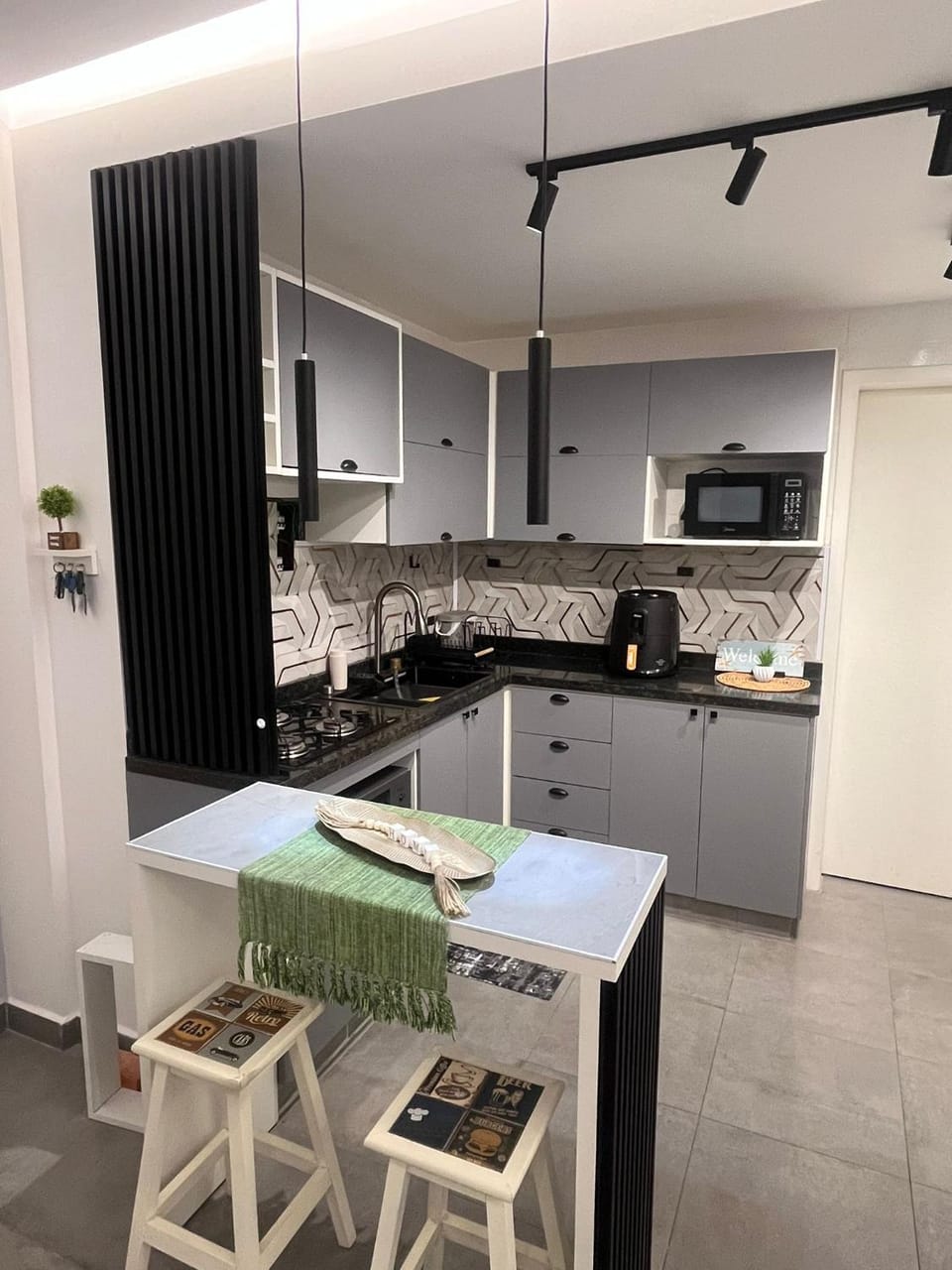 Kitchen or kitchenette