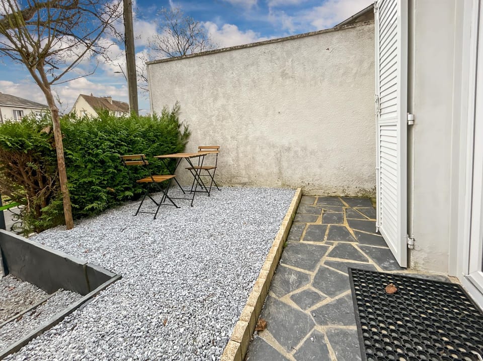 Studio tout équipé à Caen avec terrasse Apartment in Caen