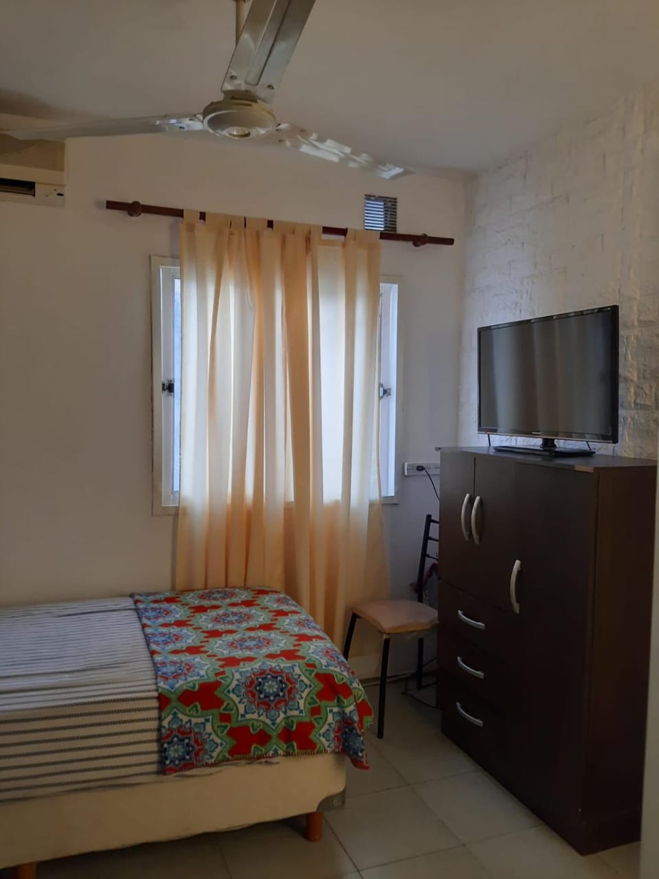 Colonial 6 Apartment in Rosario