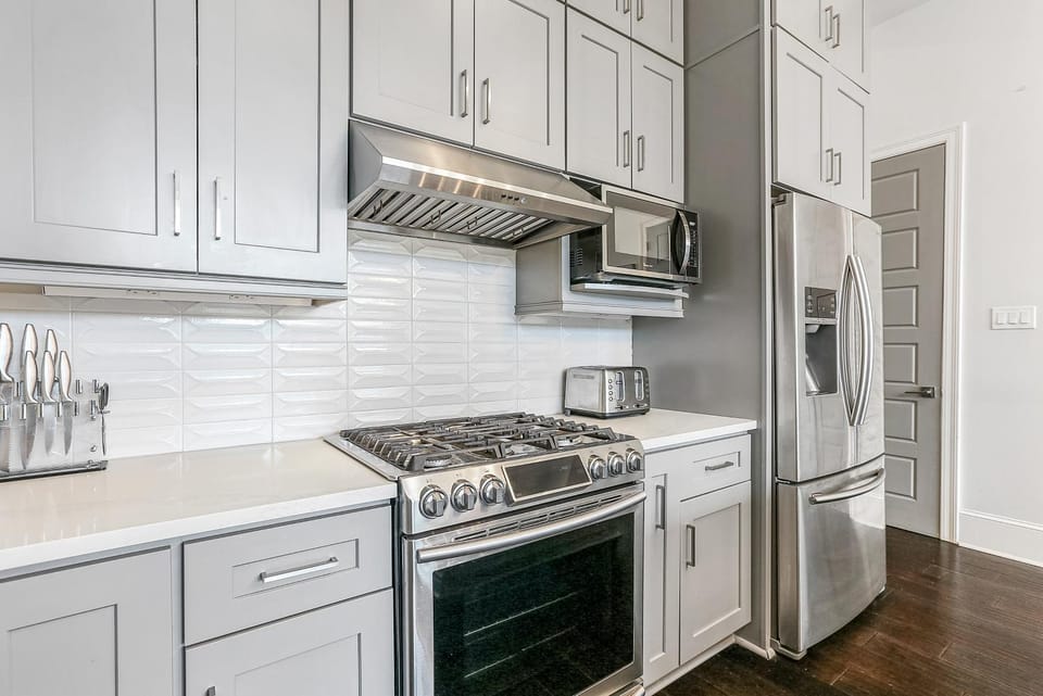 Sunny home walking distance to Quarter and Dome Apartment in New Orleans