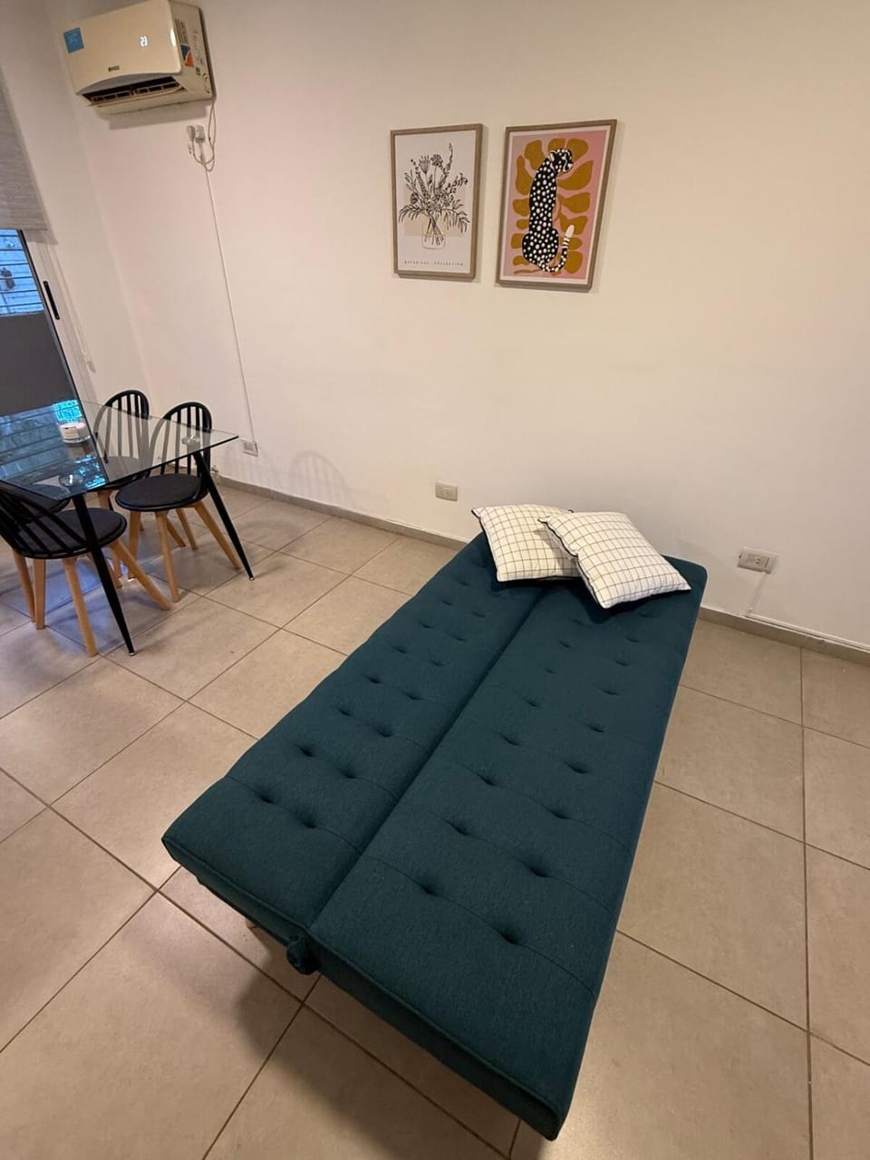 Liza house-comfortable and centrally located, Rosario Apartment in Rosario