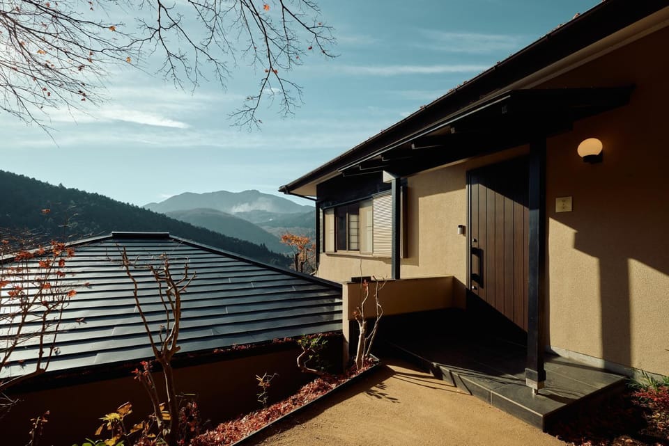 Property building, Day, Natural landscape, Mountain view