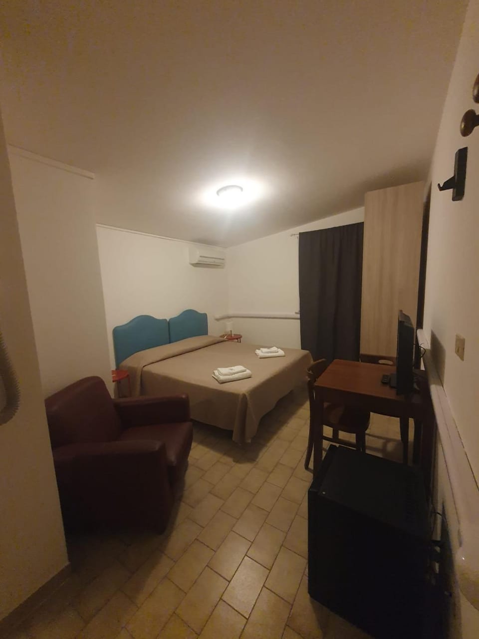 Villa Santanna a 50 metri dal mare aperto tutto l'anno Hotel in Rimini