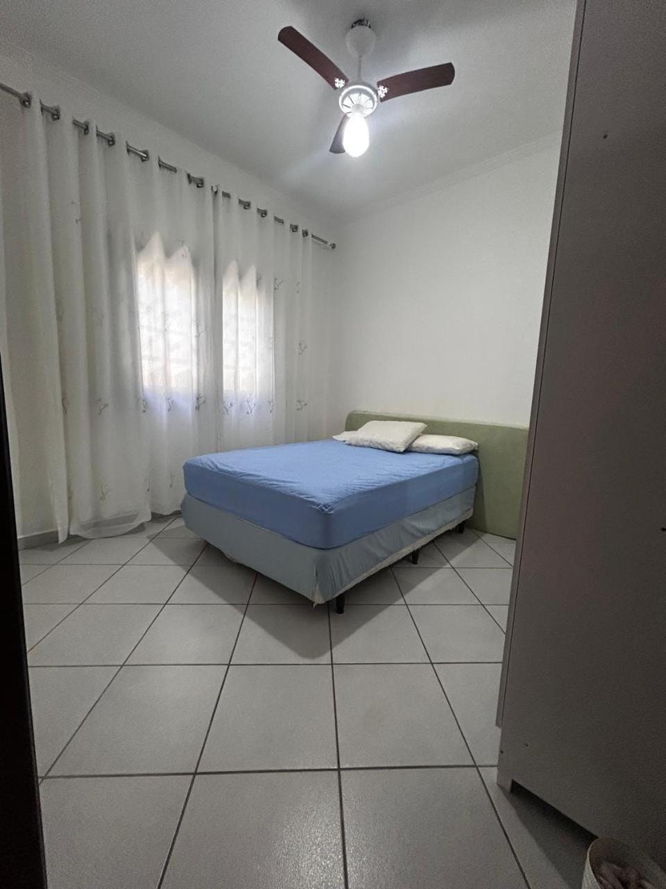Casa no centro de Caraguatatuba, pacote 5 mil carnaval House in Caraguatatuba