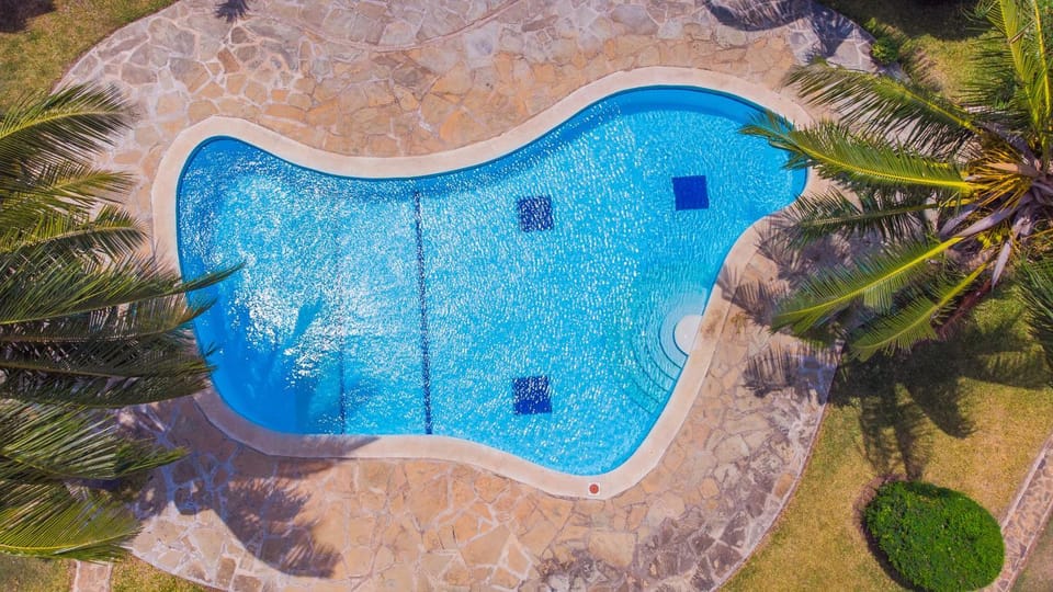 Pool view, Swimming pool, Swimming pool, sunbed