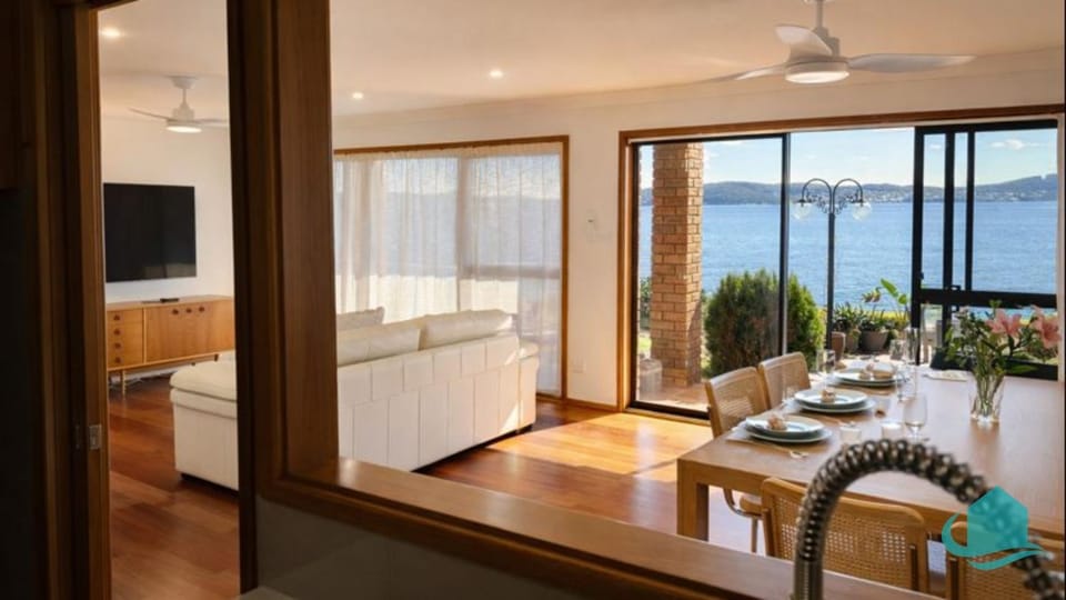 View (from property/room), View (from property/room), Lake view, Lake view