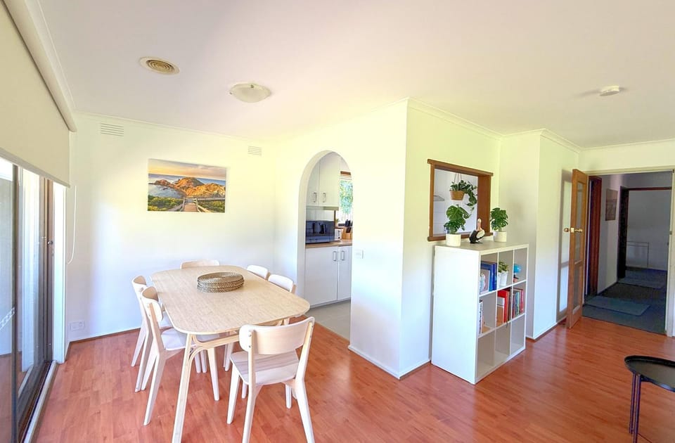 Bayside Breeze Retreat House in Melbourne