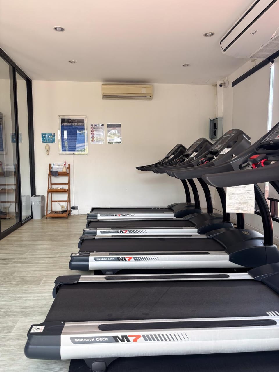 Bann-Kun Impact Muang Thong 2BR Condo Wi-Fi MRT Pink Near Airport DM Apartment in Laos
