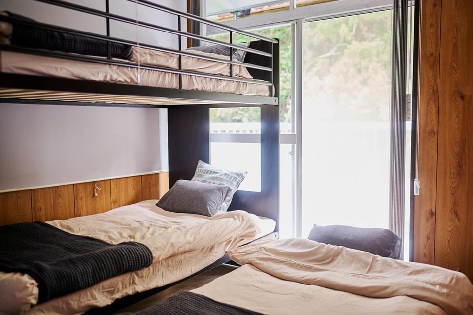 Bed, Bedroom, bunk bed