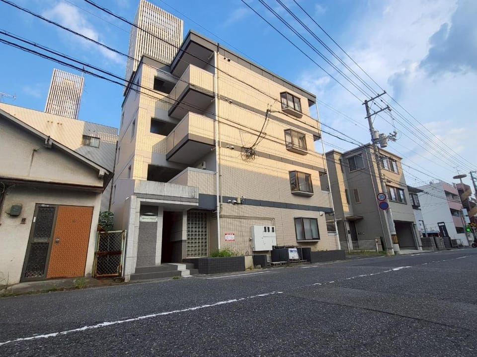 GuestHouseAQUA205 Apartment in Hiroshima