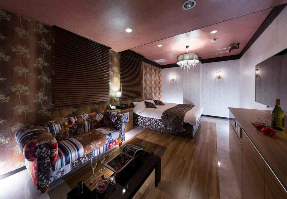 hotel SWEET SEASON Love hotel in Aichi Prefecture