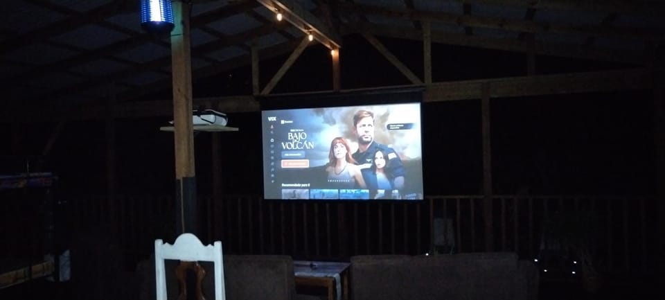 Communal lounge/ TV room, Night, TV and multimedia, Evening entertainment