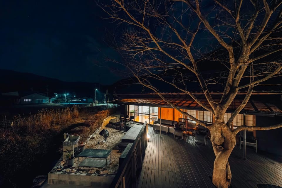Property building, Balcony/Terrace, Balcony/Terrace