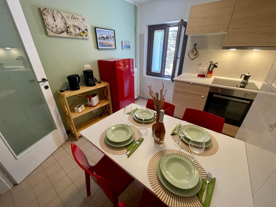 Coffee/tea facilities, Kitchen or kitchenette, pet friendly