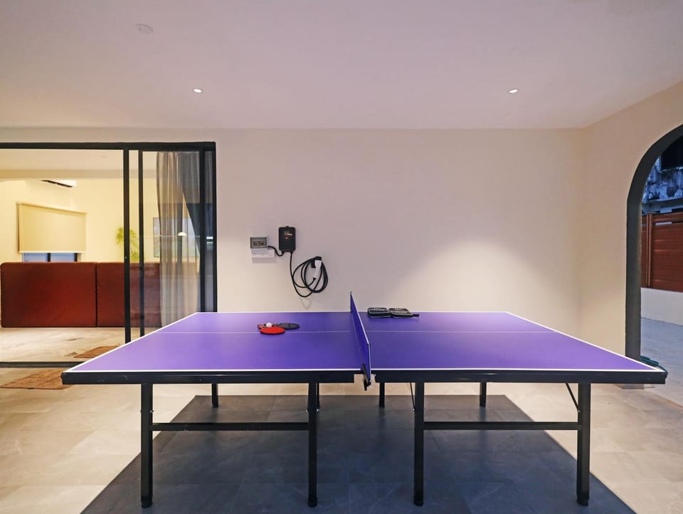 Table tennis