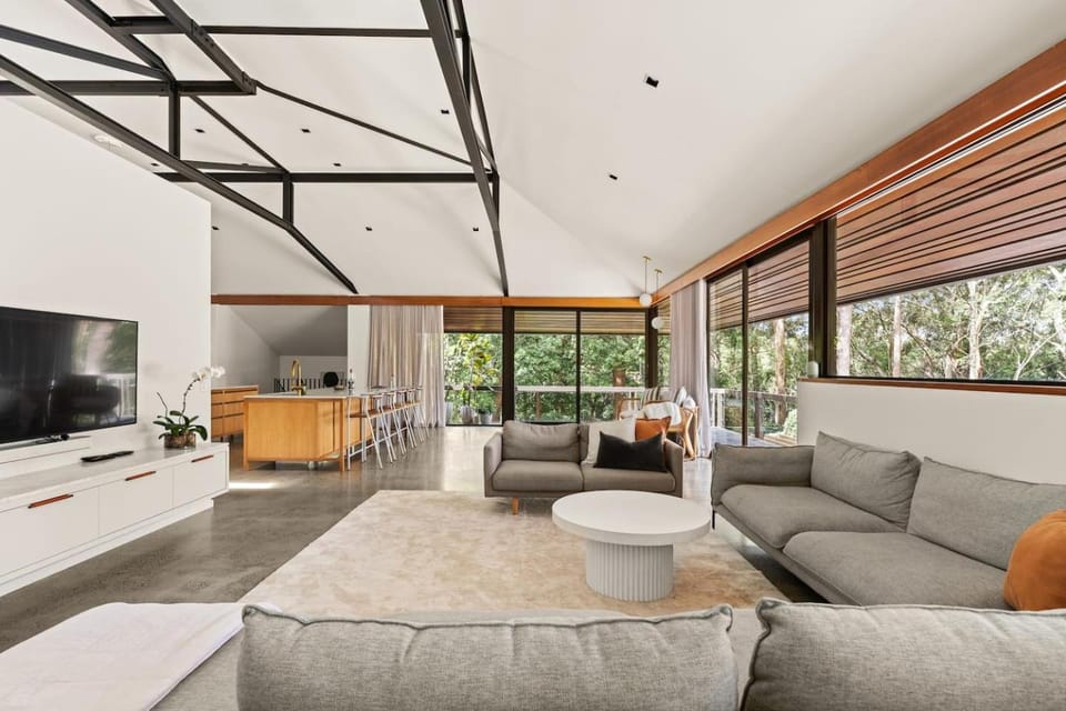 'The Train House=' - A Slice of Kyoto in NSW House in Wollongong