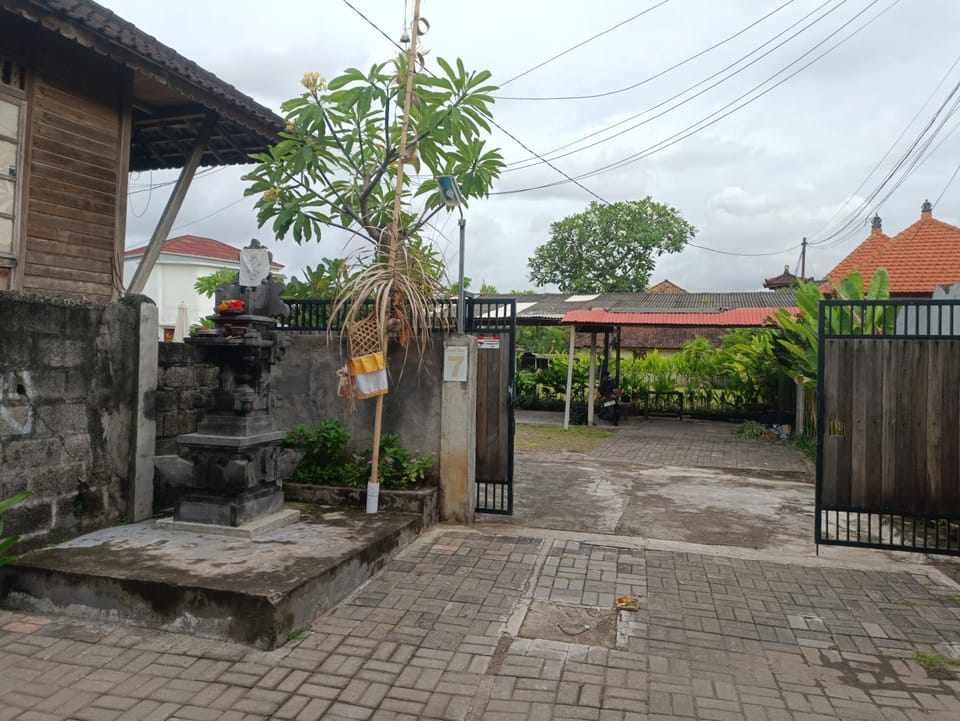 Neighbourhood